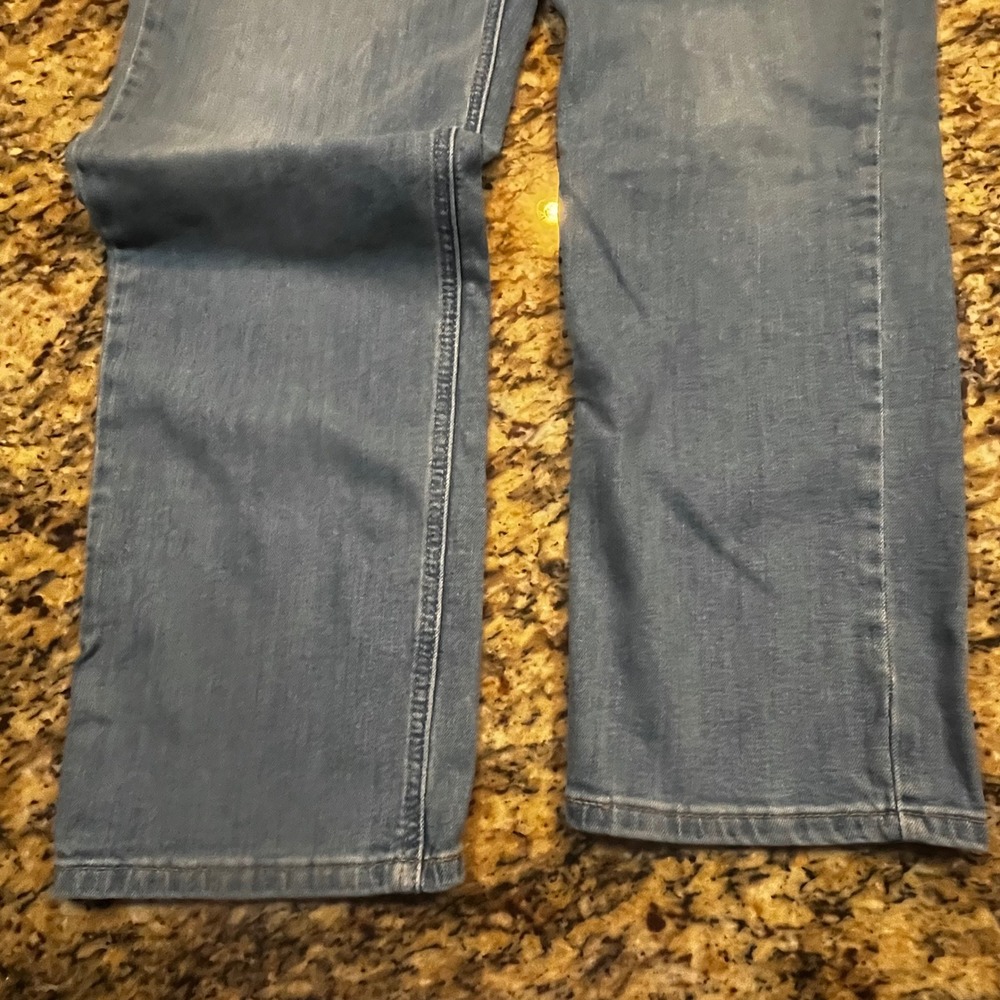Levis 541 Athletic Taper Mens Blue Jeans 32x30 Medium Wash Denim Pants - Picture 3 of 6